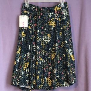 LulaRoe Madison skirt.